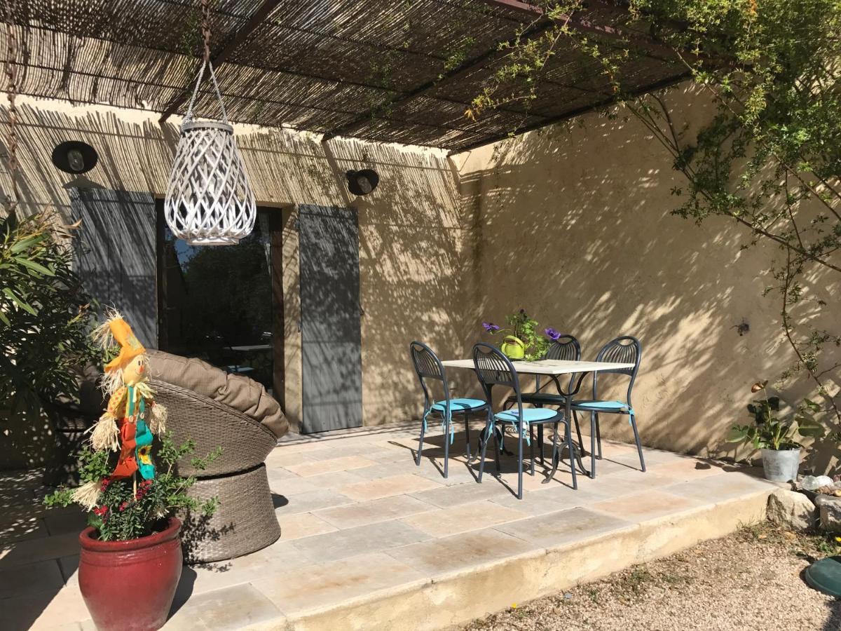 Villa La Petite Garrigue à Mérindol Extérieur photo